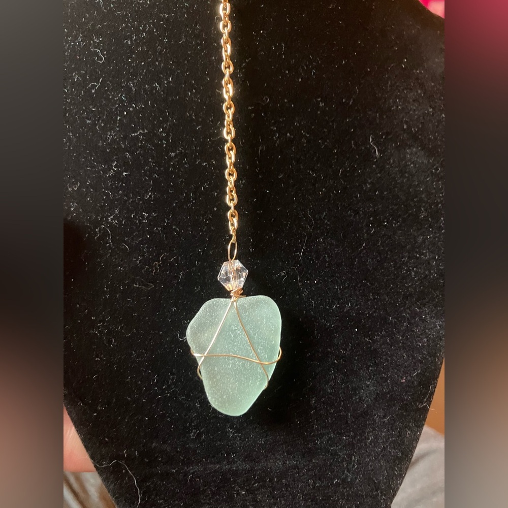 #25 handmade seagalss necklace